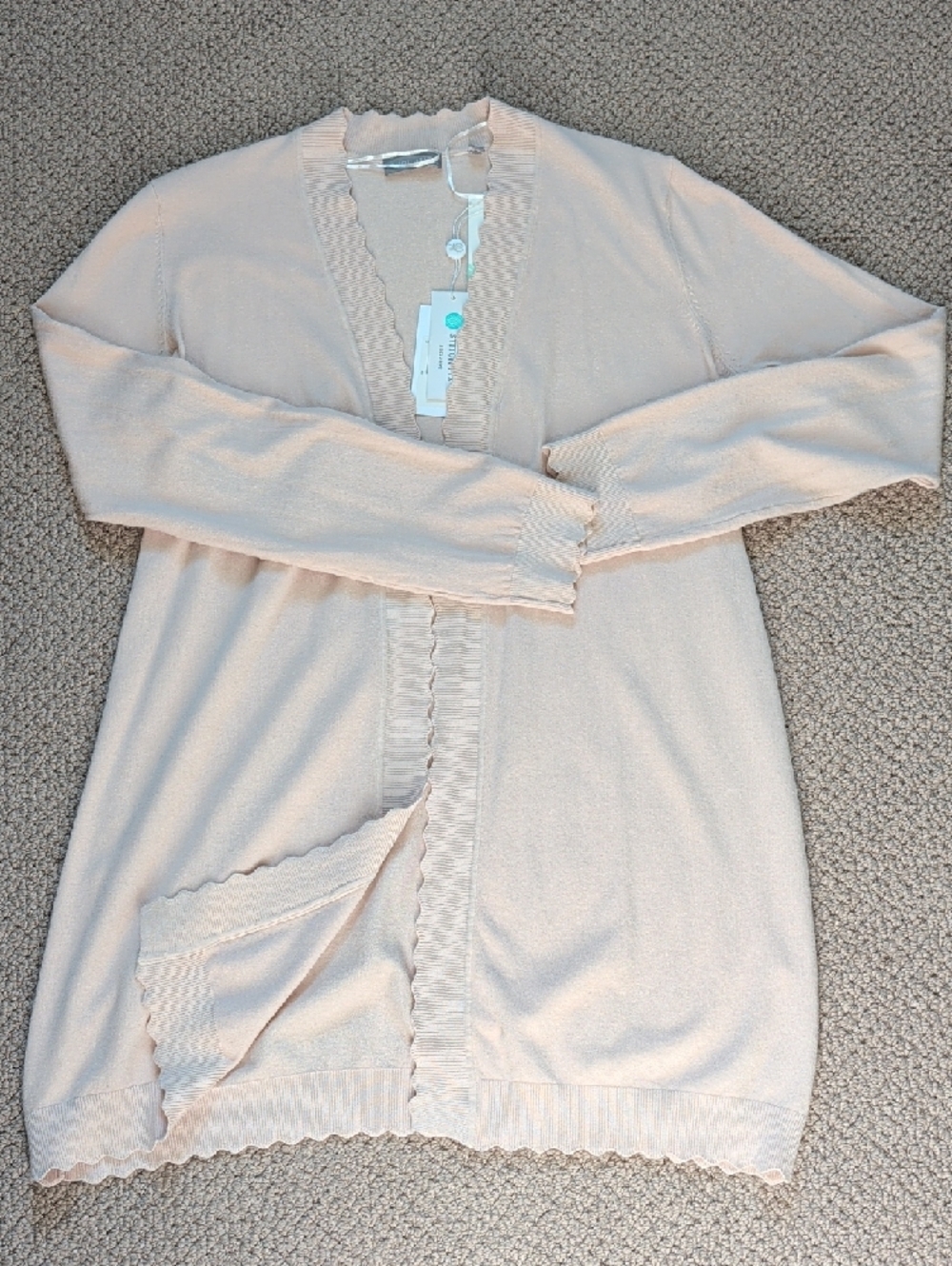 Scalloped Edge Open-Front Blush Cardigan - Picture 9 of 13